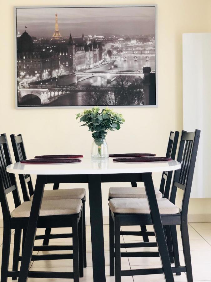 Beautiful Apartment Near Geneva Saint-Julien-en-Genevois Εξωτερικό φωτογραφία